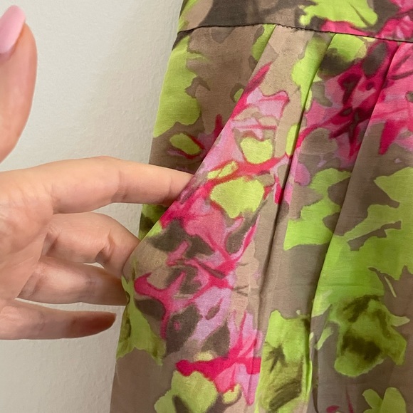 Banana Republic Floral Skirt | 2 - Picture 2 of 7